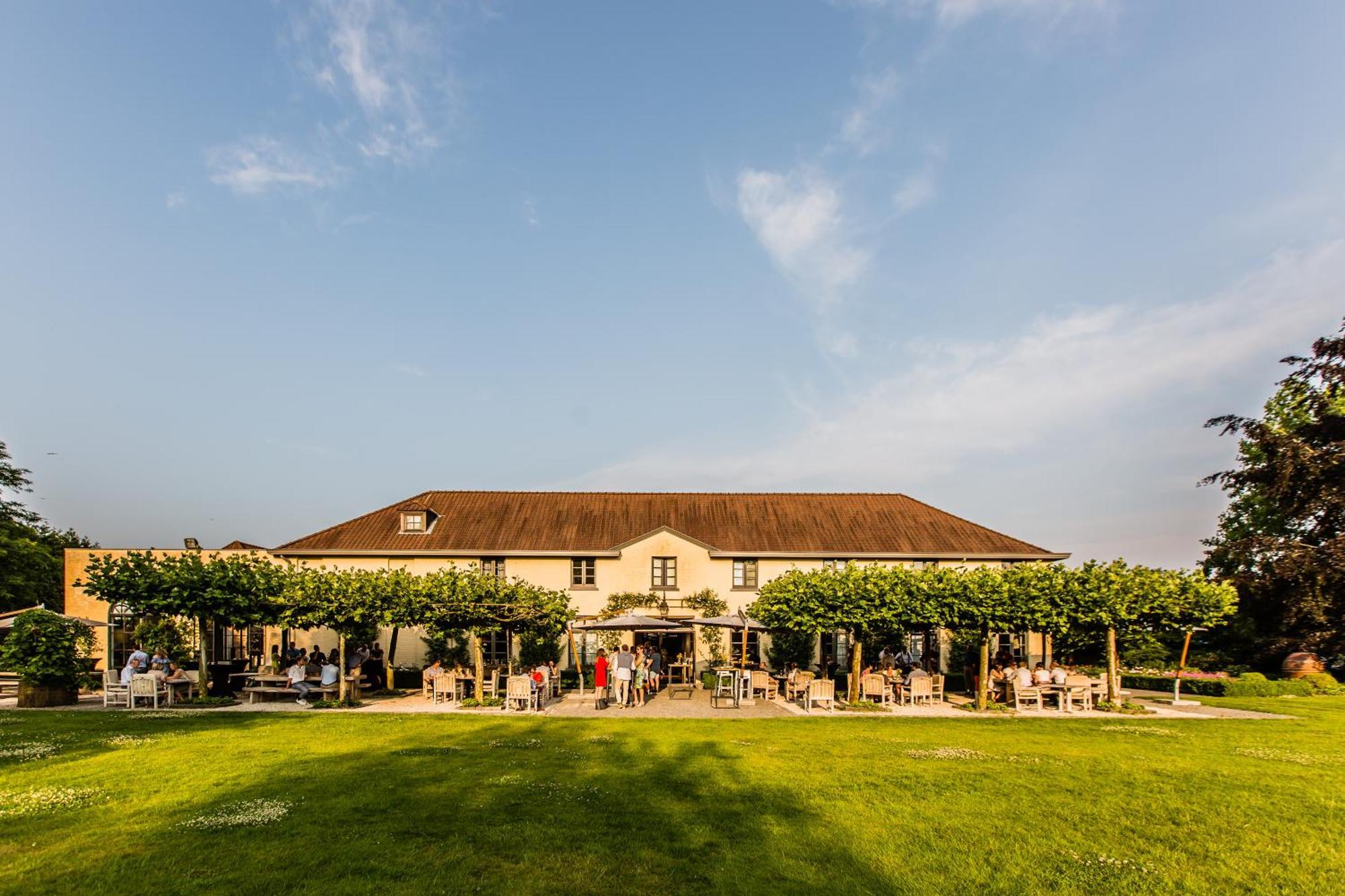 Hotel De Barrier Aan de Wolfsberg Buitenkant foto