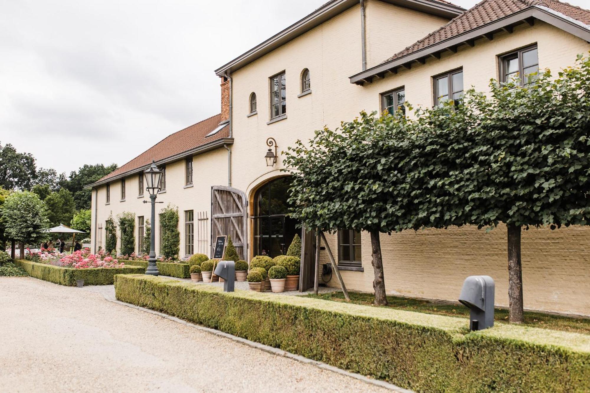 Hotel De Barrier Aan de Wolfsberg Buitenkant foto